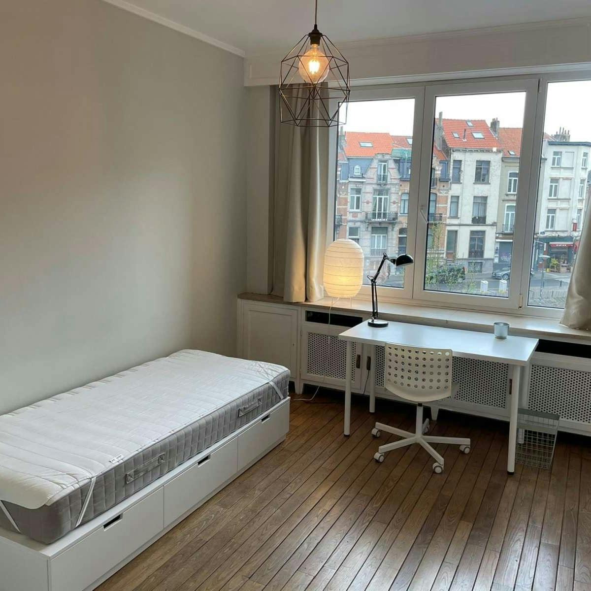 Studio for rent for €710 per month in Ixelles, Place de la Petite Suisse