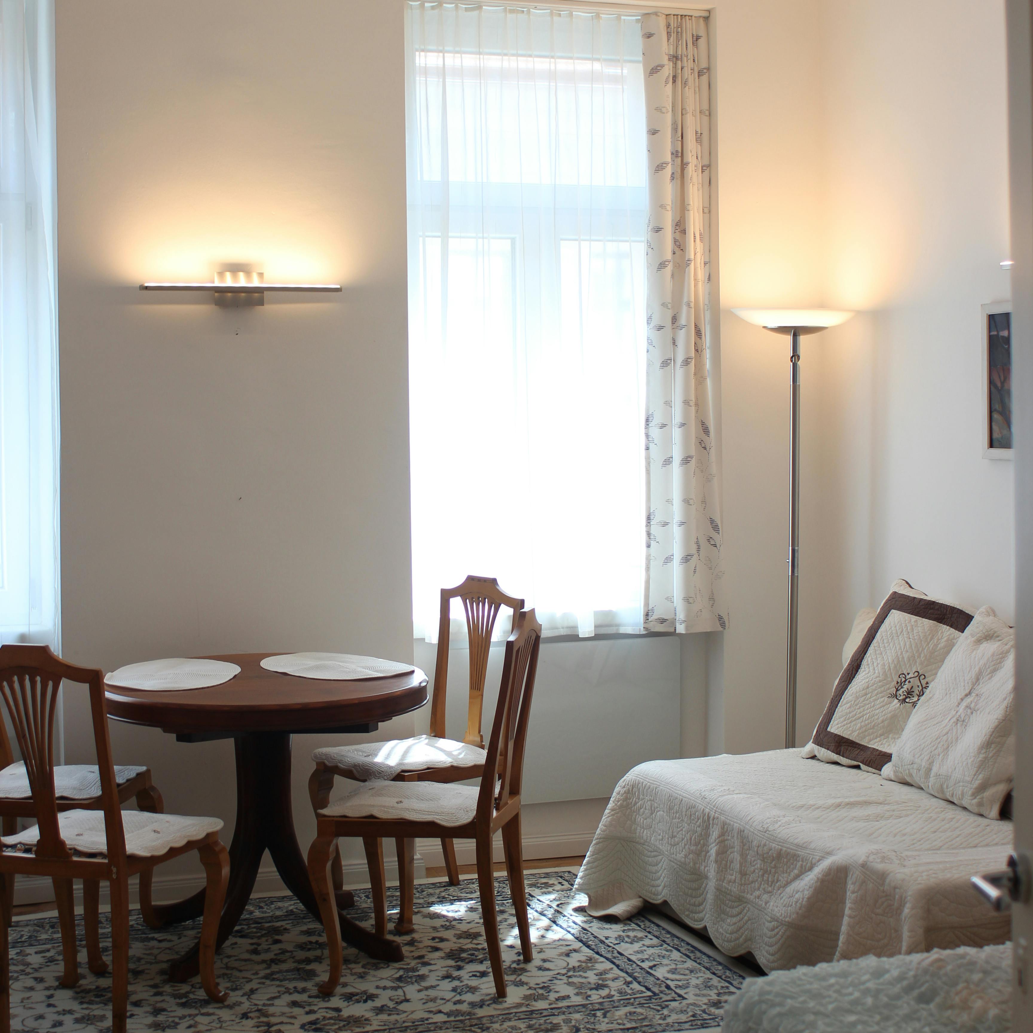 Studio for rent for €870 per month in Vienna, Goldschlagstraße