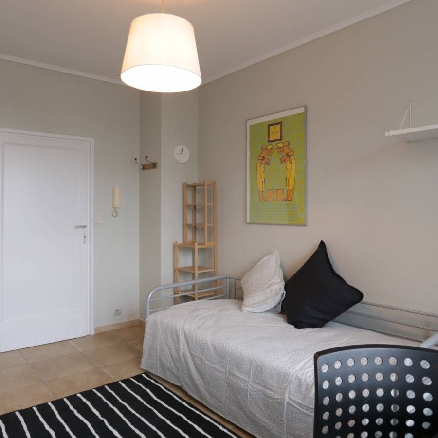 Studio for rent for €710 per month in Ixelles, Place de la Petite Suisse